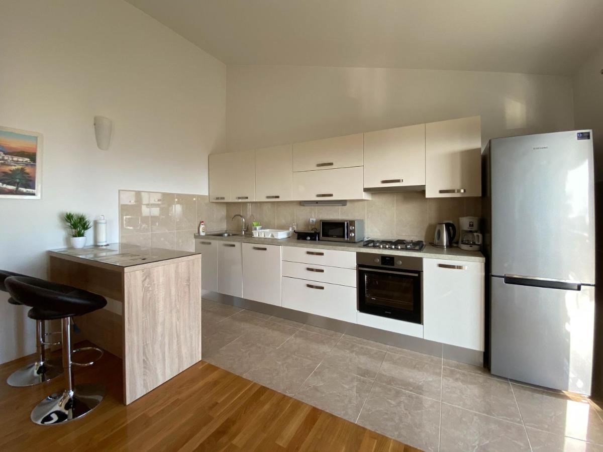马卡尔斯卡 Apartman Ivan酒店 外观 照片
