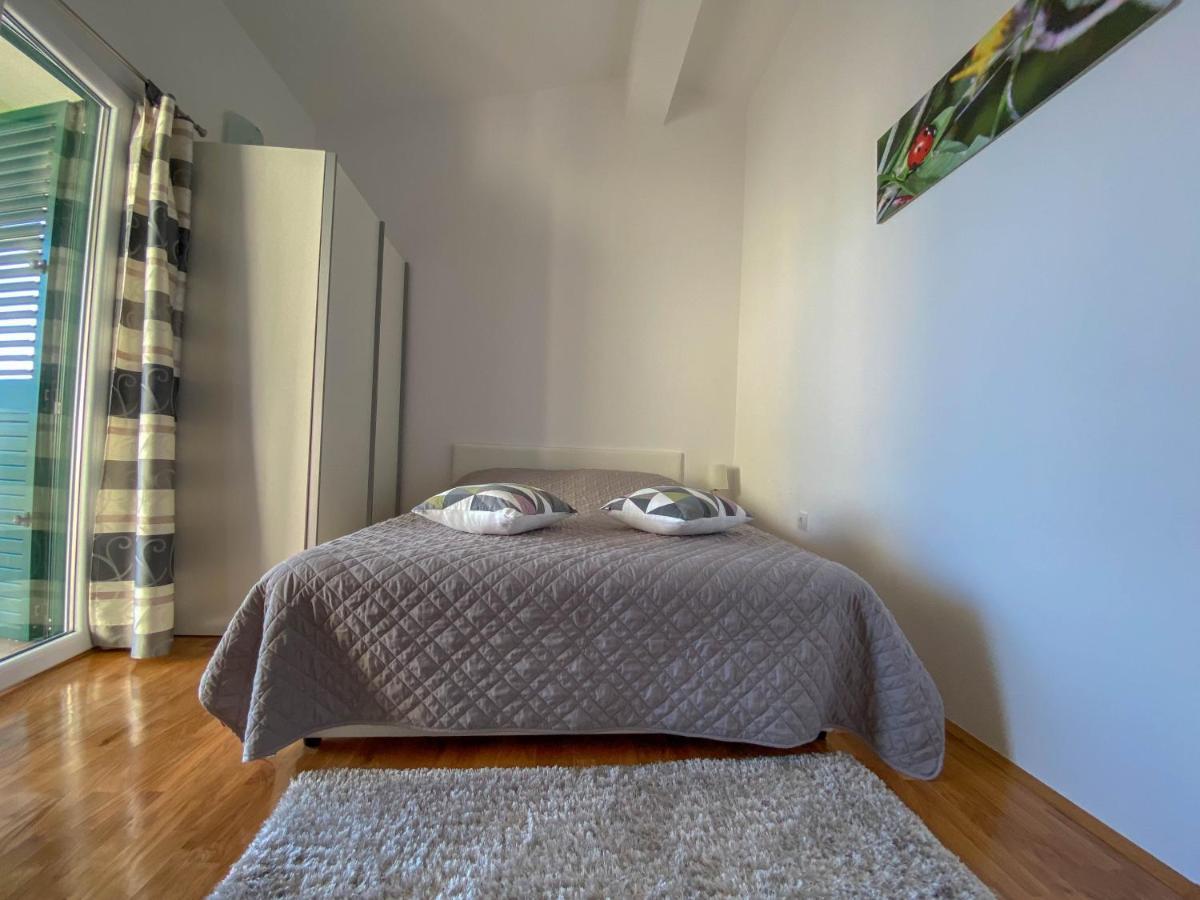 马卡尔斯卡 Apartman Ivan酒店 外观 照片