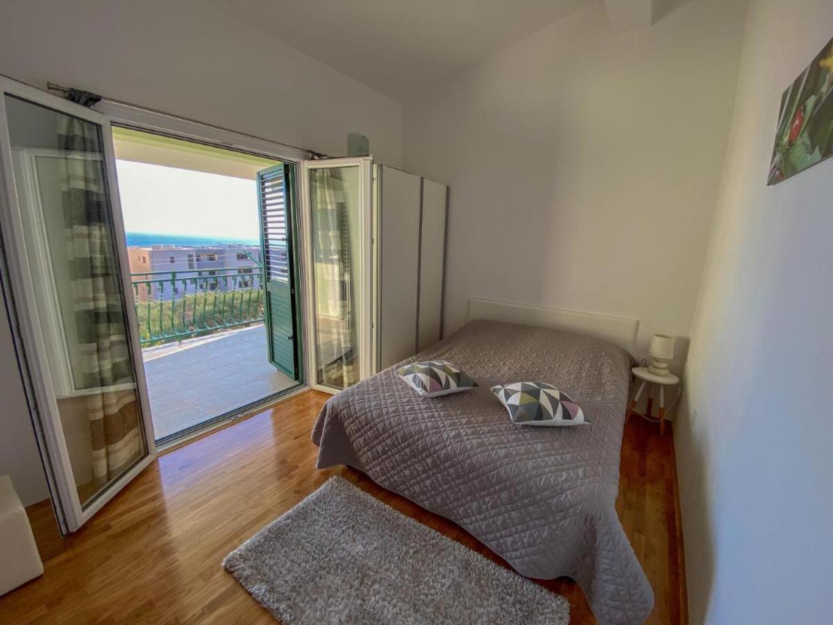 马卡尔斯卡 Apartman Ivan酒店 外观 照片