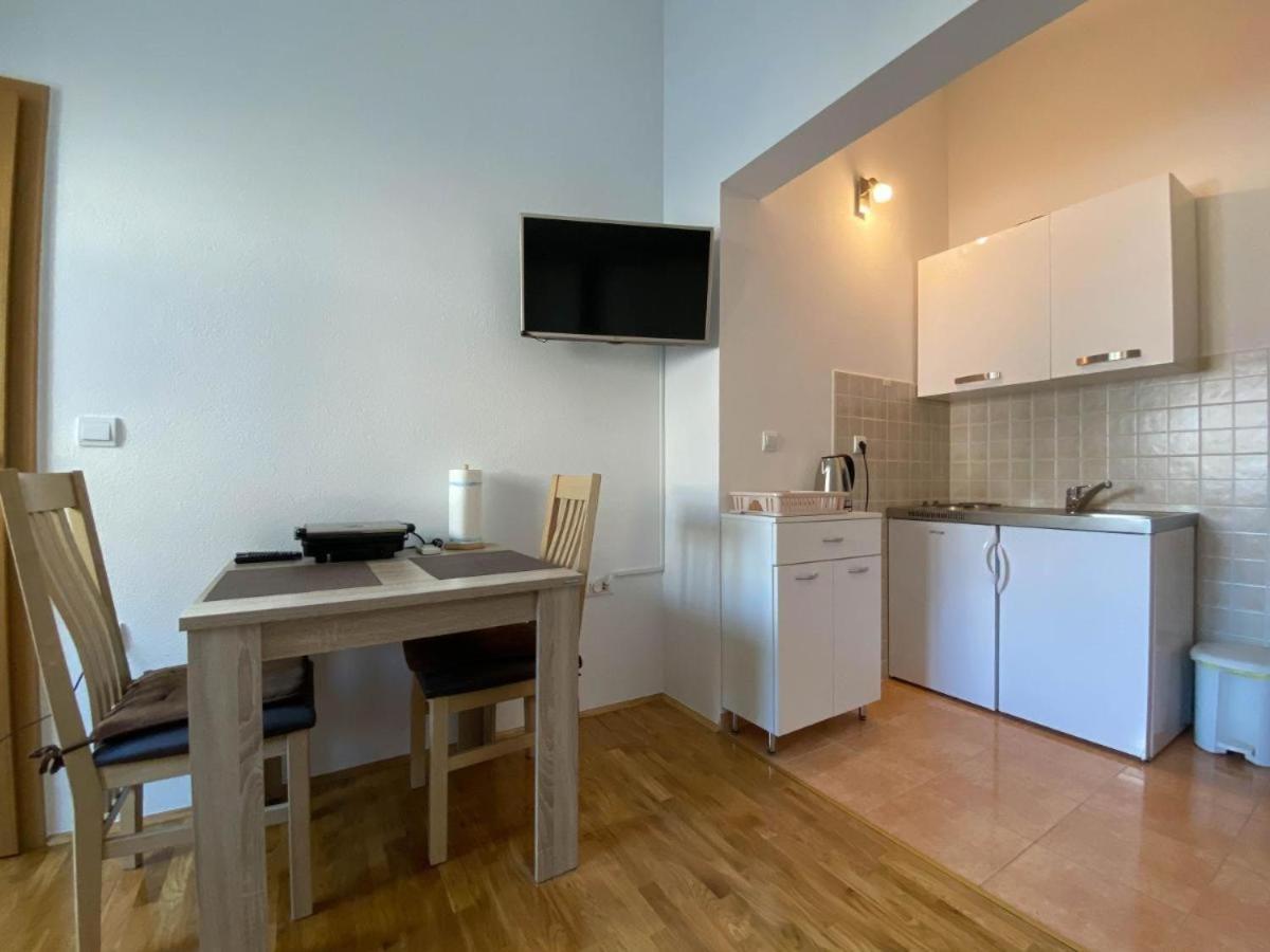 马卡尔斯卡 Apartman Ivan酒店 外观 照片